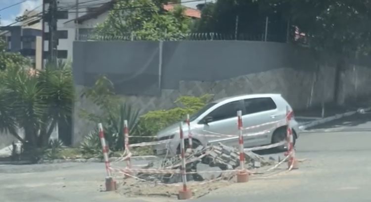 Moradores reclamam de buraco aberto do bairro da Prata, em Campina Grande