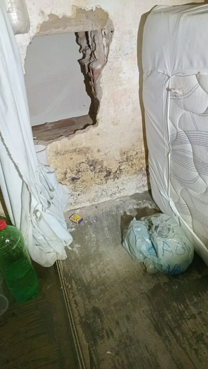 Detentos tentam fugir da Cadeia Pública de Bayeux por buraco em cela