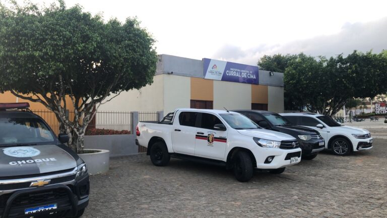 Operação cumpre mandados de busca e apreensão em Curral de Cima