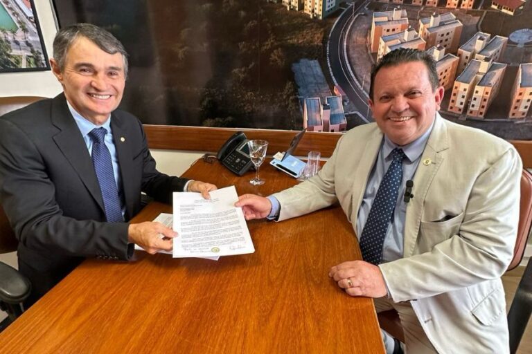 Olimpio pede a Romero emendas para construção do hospital público veterinário em Campina Grande