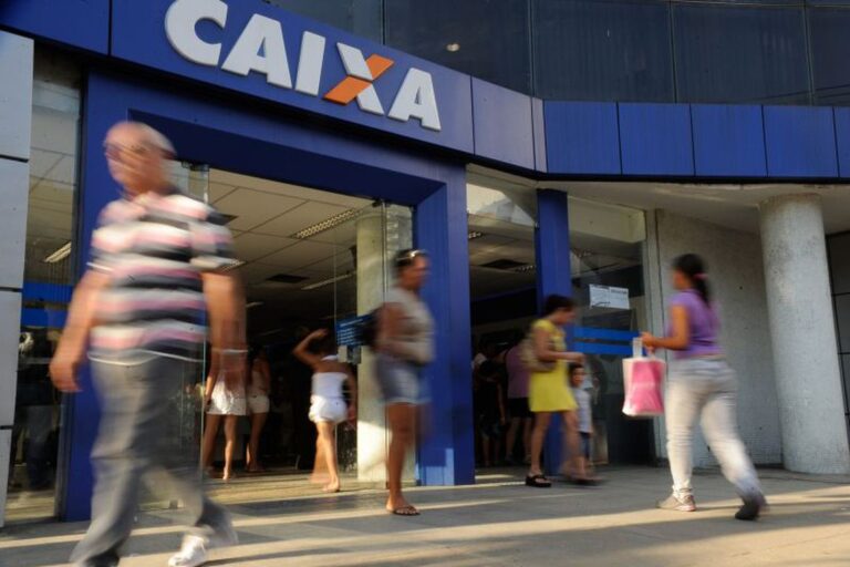 Caixa libera abono salarial para nascidos em maio e junho nesta quinta-feira (15)