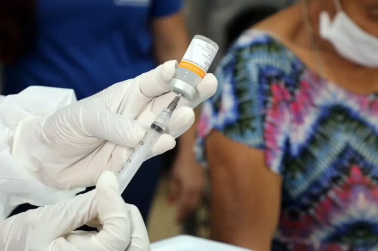 Paraíba amplia vacinação contra a gripe para toda população a partir de 6 meses de vida