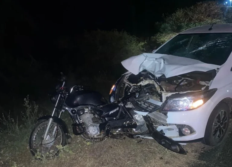 Colisão entre carro e moto deixa uma pessoa morta na BR-412, em Monteiro
