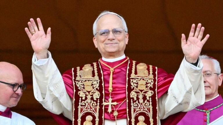 Papa Leão XIV estreia no Instagram e já alcança milhões de seguidores