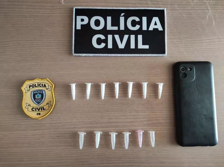 Mulher é presa por tráfico de drogas em operação da Polícia Civil no Sertão