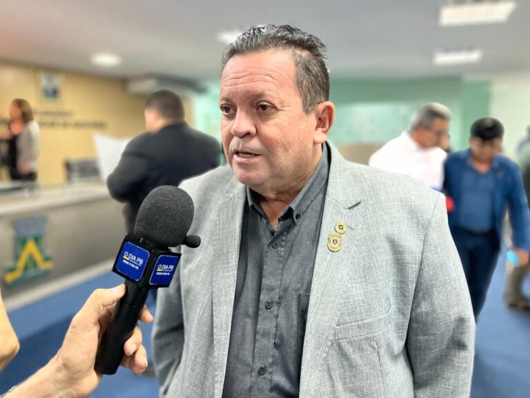Olimpio Oliveira cobra plantão 24h no Centro de Zoonoses de Campina Grande