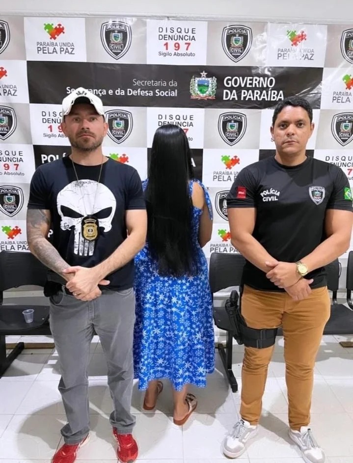 Mulher é presa em flagrante por agredir o próprio filho em Monteiro