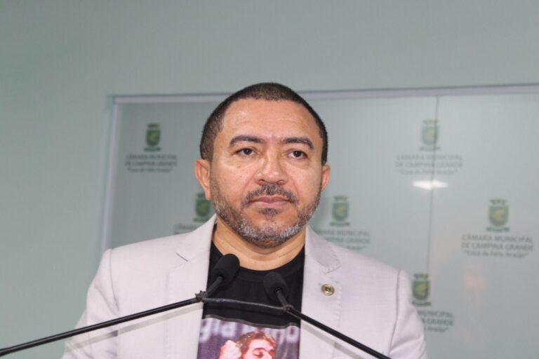 Alexandre revela preocupação com baixo número de voos e queda no fluxo de turistas no São João de Campina Grande