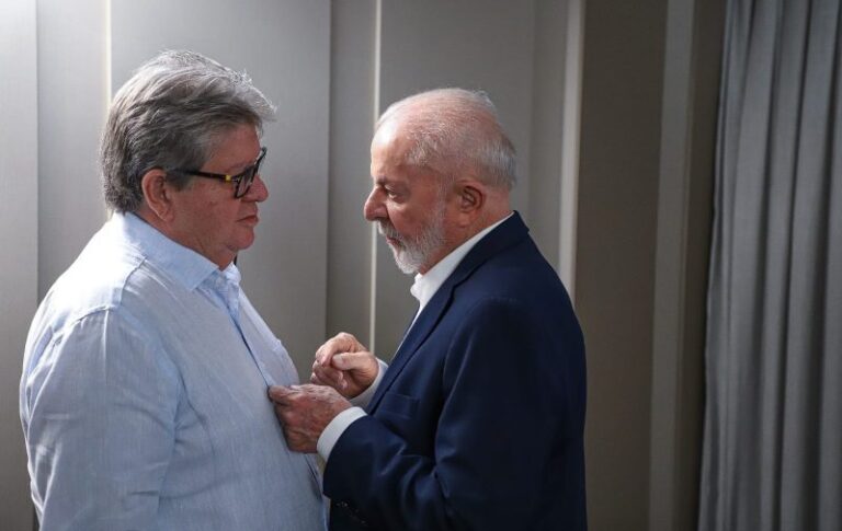 ‘Lula está mais do que correto em enfrentar’, diz João Azevêdo sobre ‘tarifaço’ dos EUA