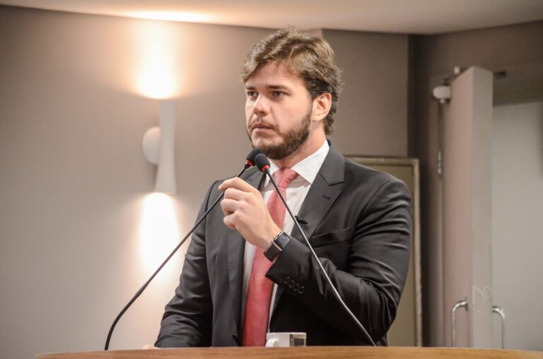 TCE-PB aprova 3ª conta do prefeito Bruno Cunha Lima em Campina