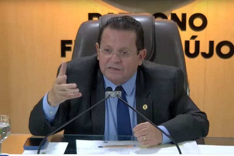 Após audiência, Olimpio propõe grupo de trabalho para discutir medidas contra esvaziamento do Centro da cidade