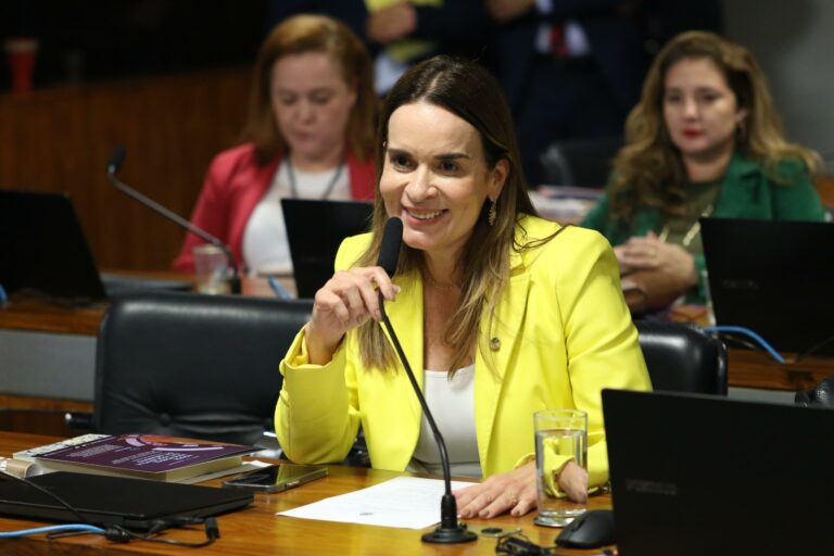 Senadora Daniella Ribeiro apresenta projeto que proíbe assédio e ameaças em transações via PIX