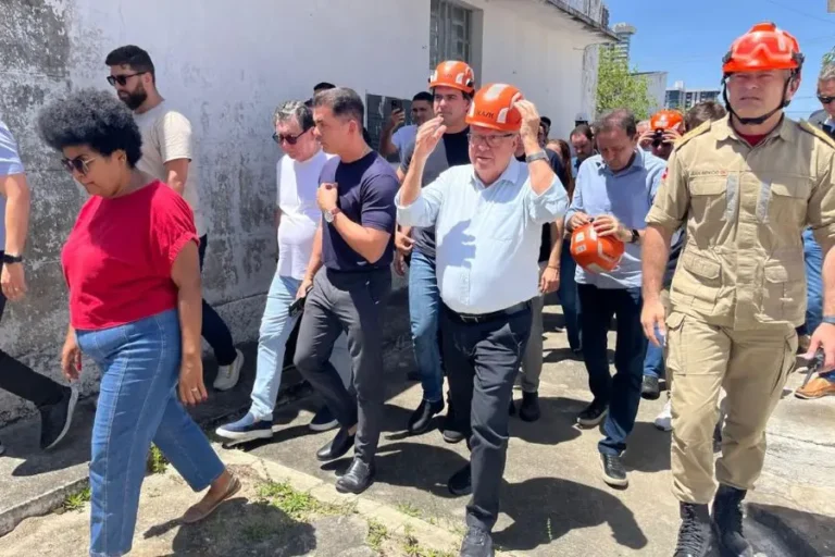 Governo decreta situação de emergência em Campina Grande após rompimento de reservatório da Cagepa
