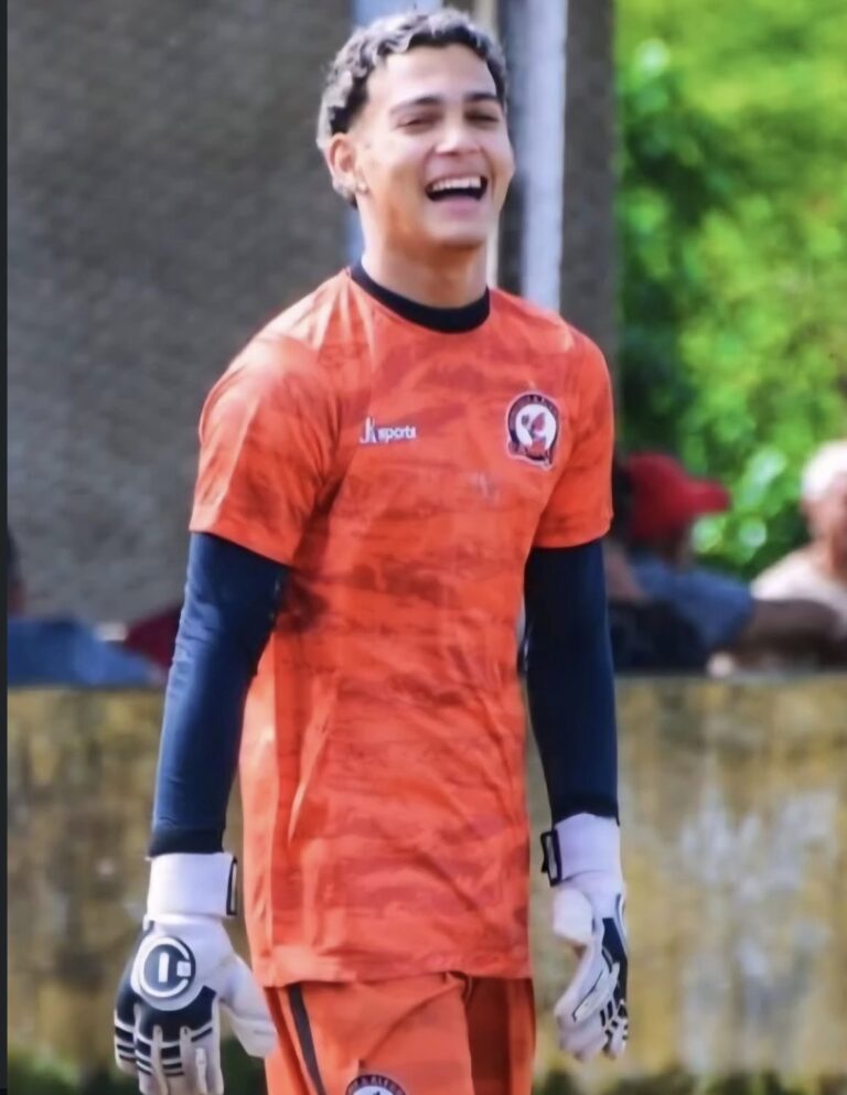 Jovem conhecido como Mika, filho de cantor paraibano, é morto no RJ