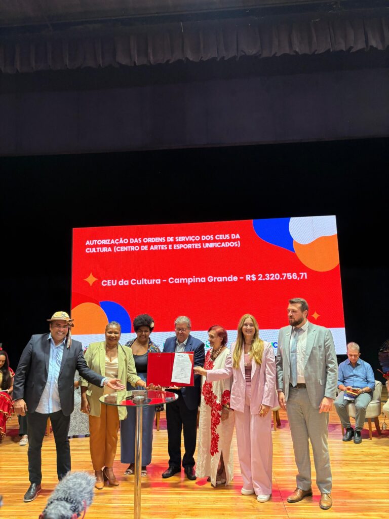 Jô Oliveira representa Campina Grande em agenda com a ministra Margareth Menezes e fortalece políticas culturais