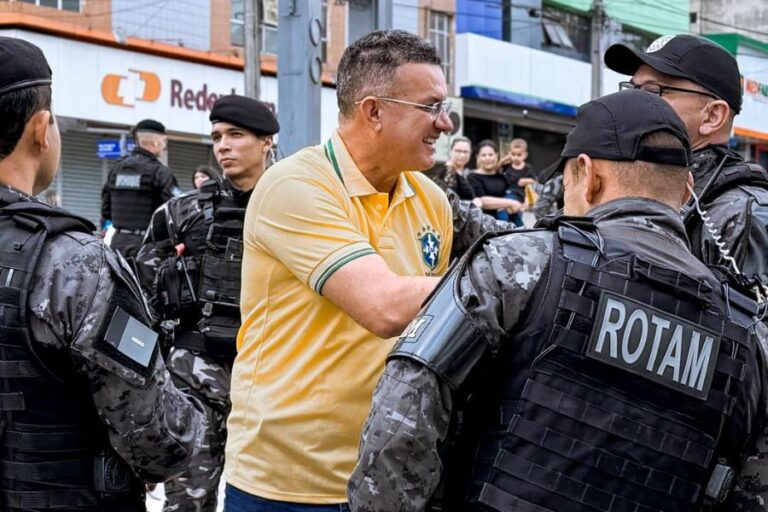 Sargento Neto propõe reestruturação salarial para policiais e bombeiros militares da Paraíba