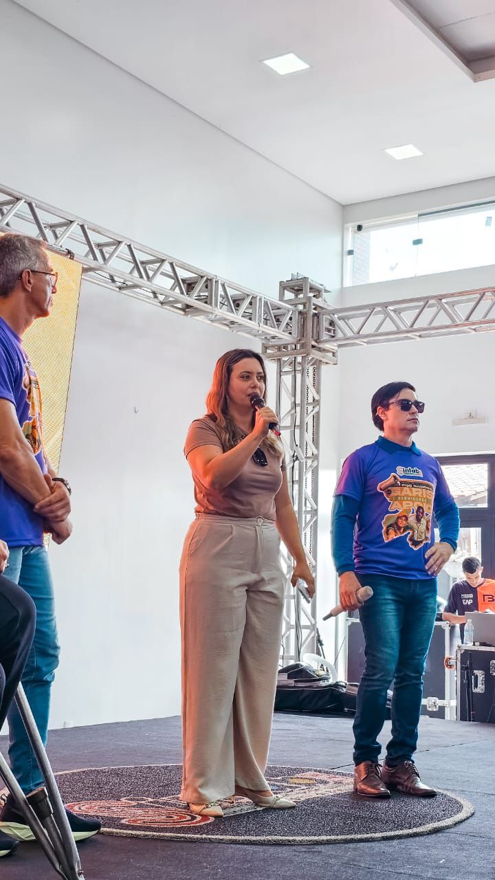 Waléria Assunção defende Piso dos Garis e dos Servidores de Apoio durante encontro em Campina Grande