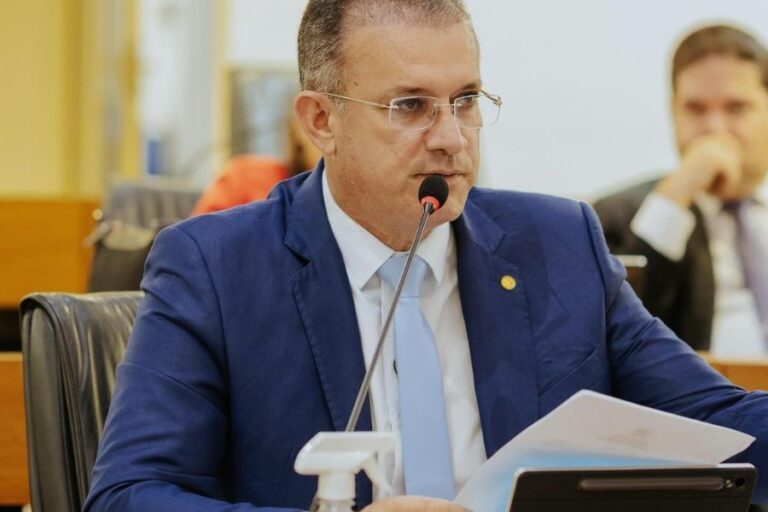 Sargento Neto cobra transparência do Governo da PB sobre PPP da Cagepa