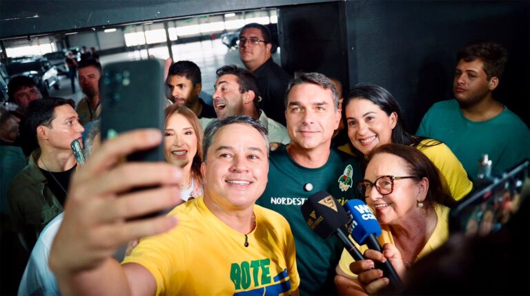 Efraim anuncia últimos detalhes para recepção a Flávio Bolsonaro em CG nesta sexta-feira