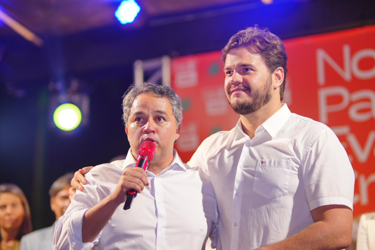 Senador Efraim Filho elogia gestão Bruno Cunha Lima e cita equilíbrio fiscal e obras em CG